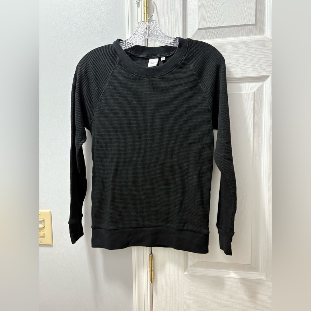 Aritzia Tna Waffle Knit Thermal Crewneck in Black Size XS